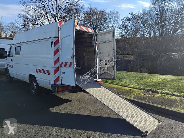 Furgoneta Iveco 35.8