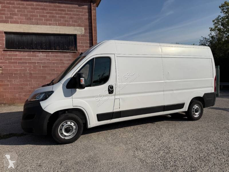 Furgoneta Fiat 2.2L 140 CV