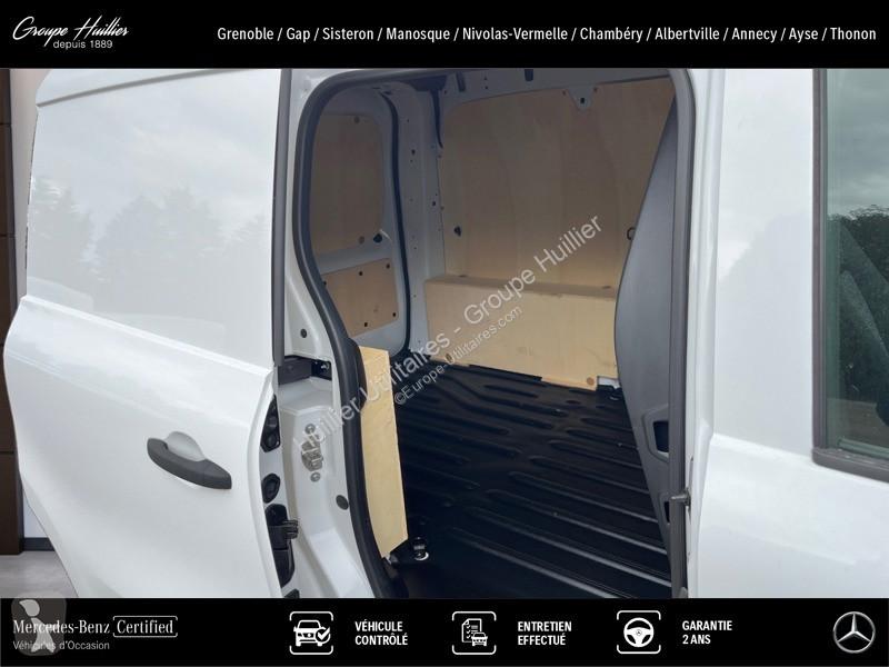 Véhicule utilitaire Mercedes 110 CDI Fourgon...