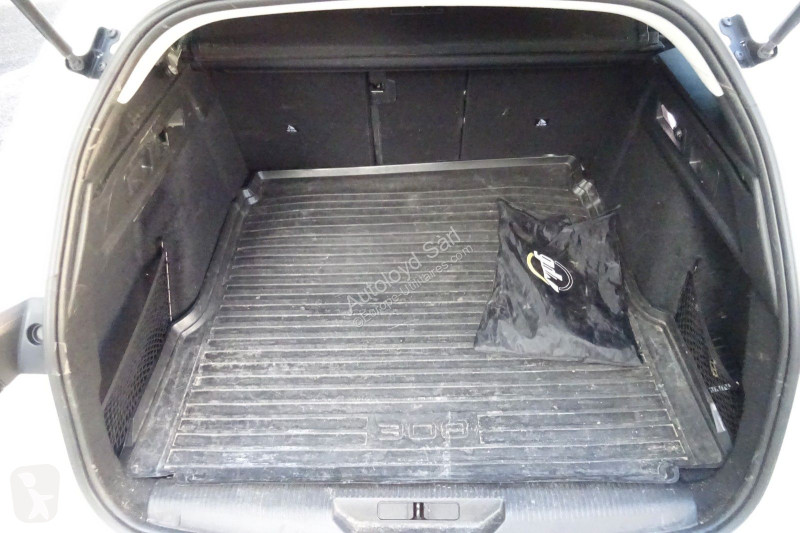 Veicolo commerciale Peugeot 1,5 HDI 130 BVA