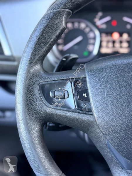 Autoutilitară Citroën XL 2.0 BLUE HDI 180 SHINE...