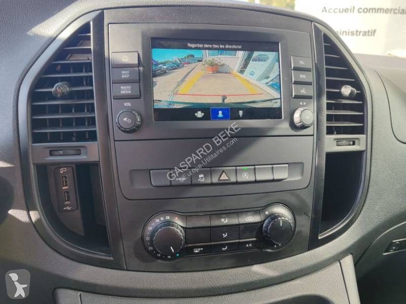 Mercedes  van