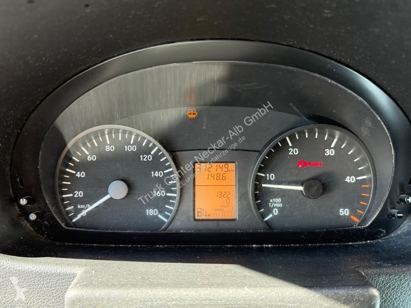 Véhicule utilitaire Mercedes 313 CDI 6 Sitze...