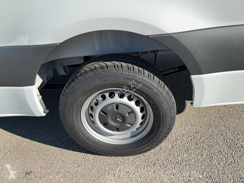 Véhicule utilitaire Mercedes SPRINTER FGN 317...