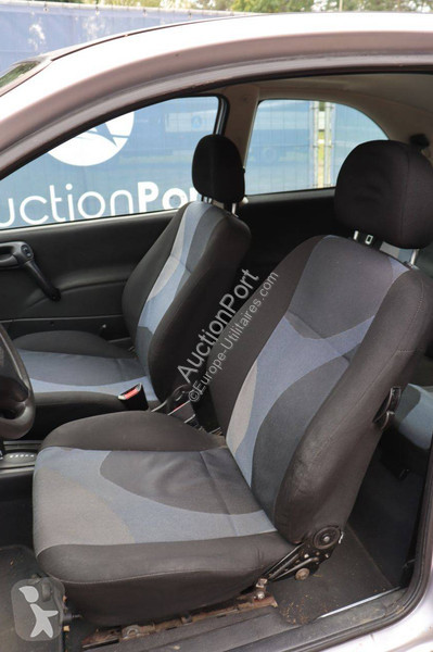 Véhicule utilitaire Opel