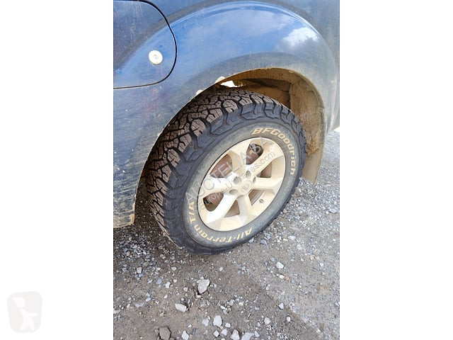Véhicule utilitaire Nissan