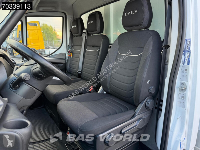 Véhicule utilitaire Iveco 50C18 3.0L Automatik...