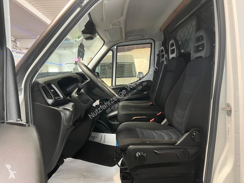 Užitkové vozidlo Iveco 35S16...