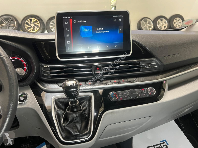 Véhicule utilitaire Maxus 9 L3H2...