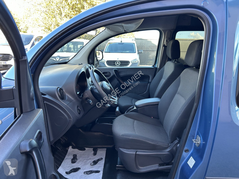 Véhicule utilitaire Mercedes Long 111 1.5 CDI...