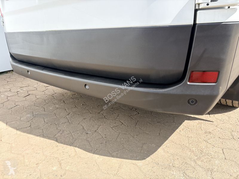 Véhicule utilitaire Maxus e 9 89kWh 204PK e 9
