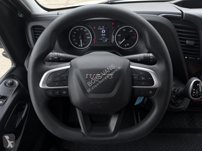 Véhicule utilitaire Iveco 72C18 3.0