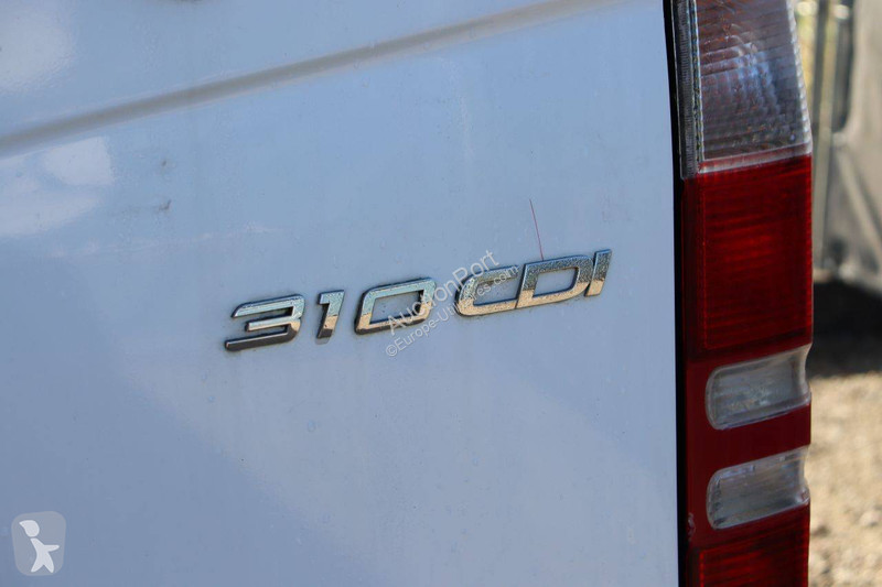 Véhicule utilitaire Mercedes 310 CDI