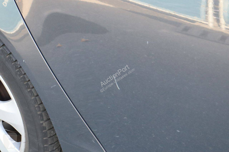 Véhicule utilitaire Opel