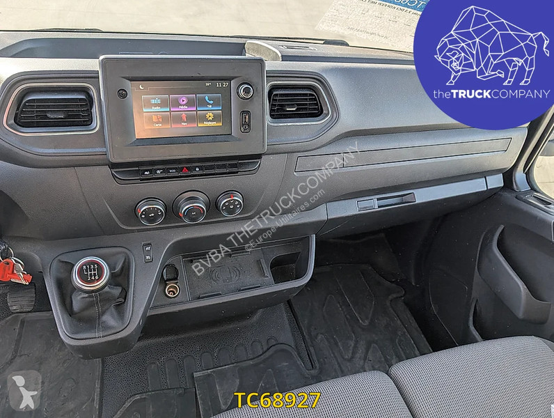 Véhicule utilitaire Renault 2.3 DCI KOFFER MET...