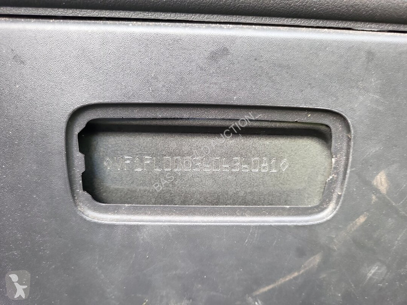 Véhicule utilitaire Renault 125PK