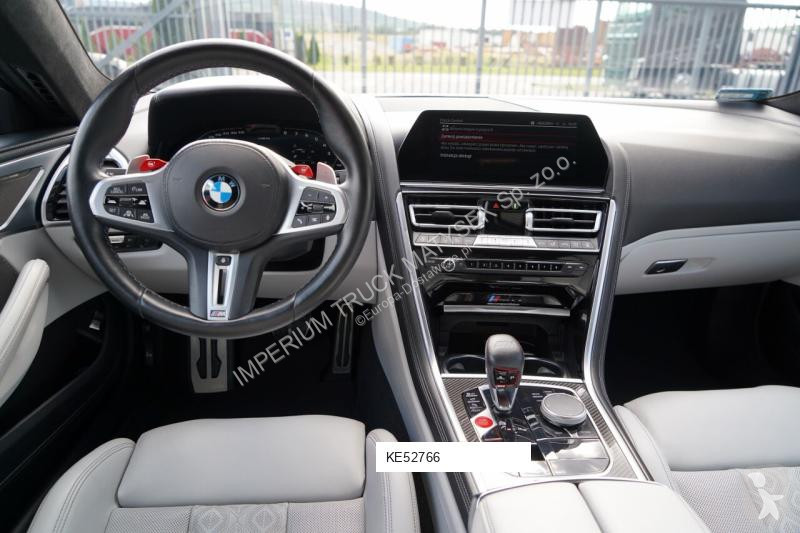 Véhicule utilitaire BMW M8