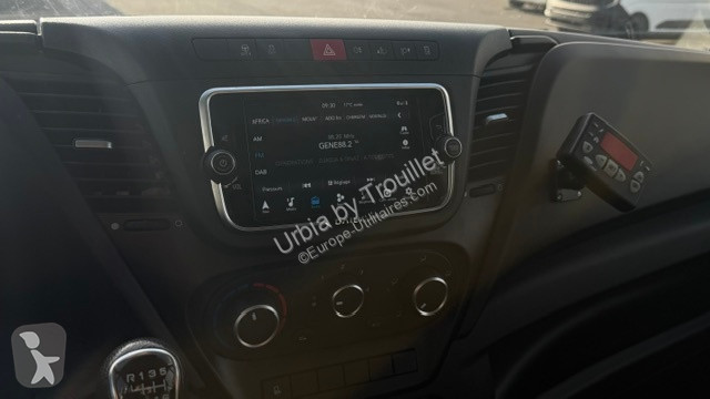 Véhicule utilitaire Iveco FRIGO POSITIF/NEGATIF...