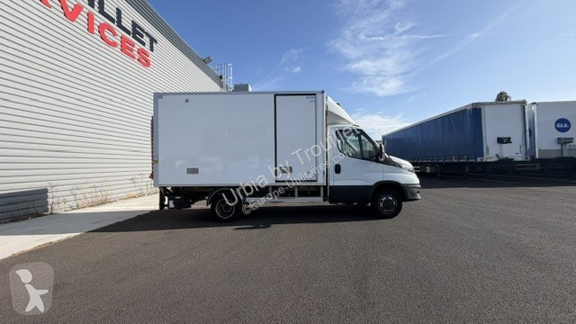 Véhicule utilitaire Iveco FRIGO POSITIF/NEGATIF...