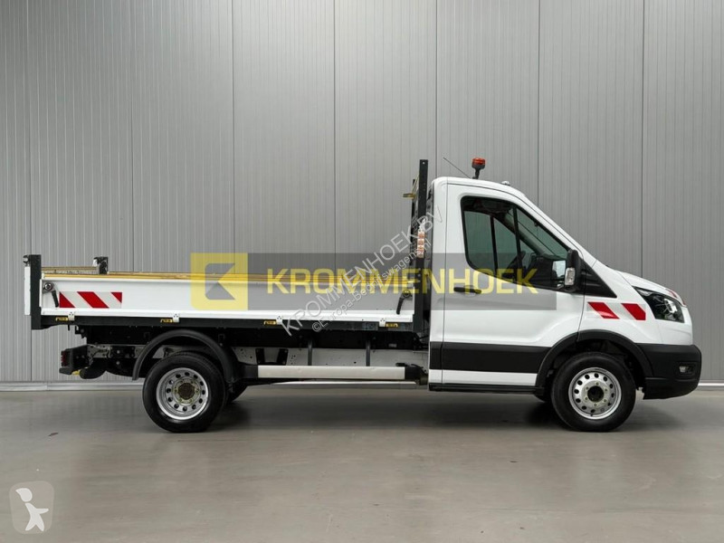 Ford P350 L2 van