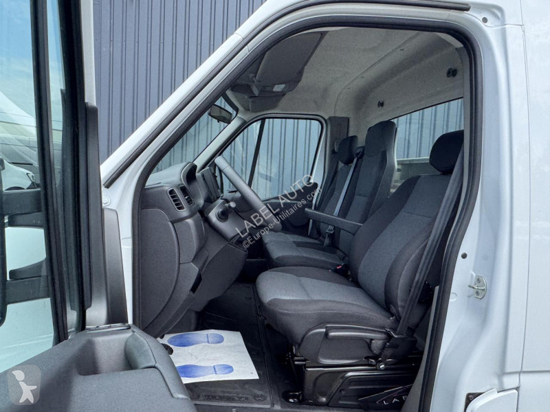 Renault MASTER DEPANNEUSE 3T5 PORTE VOITURE 2.3...
