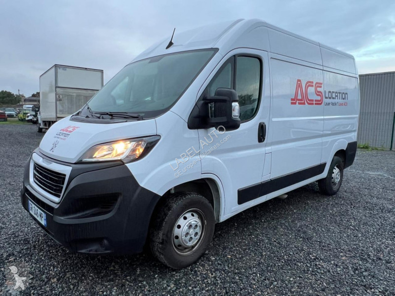 Užitkové vozidlo Peugeot BOXER Pack Asphalt...
