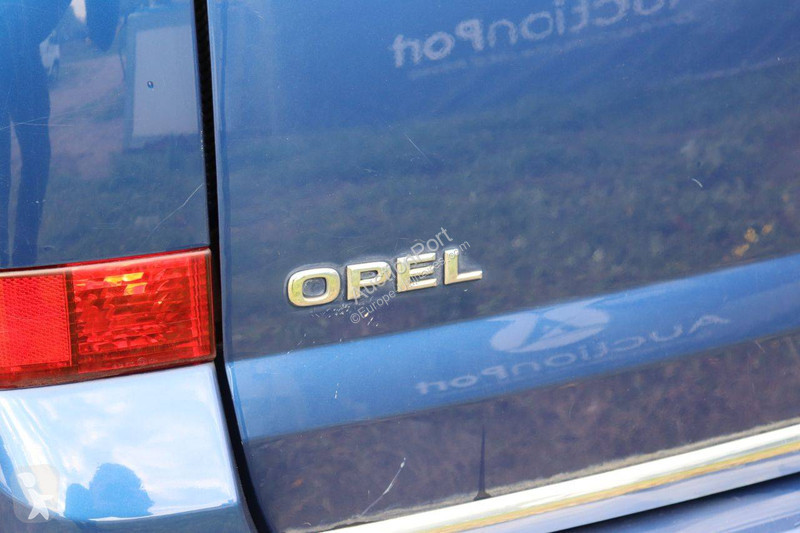 Véhicule utilitaire Opel