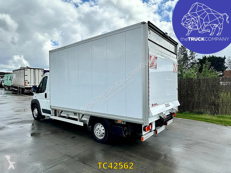 Véhicule utilitaire Fiat meubelbak + lift 3.0D...