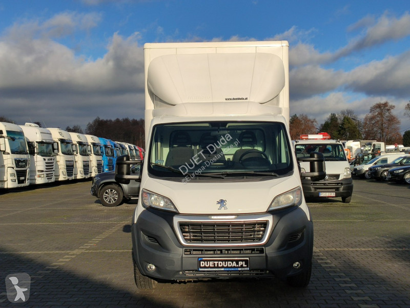 Autoutilitară Peugeot