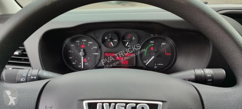 Véhicule utilitaire Iveco FGN 35 C 13 V20 H3...