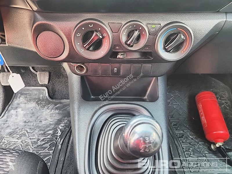 Véhicule utilitaire Toyota Hilux