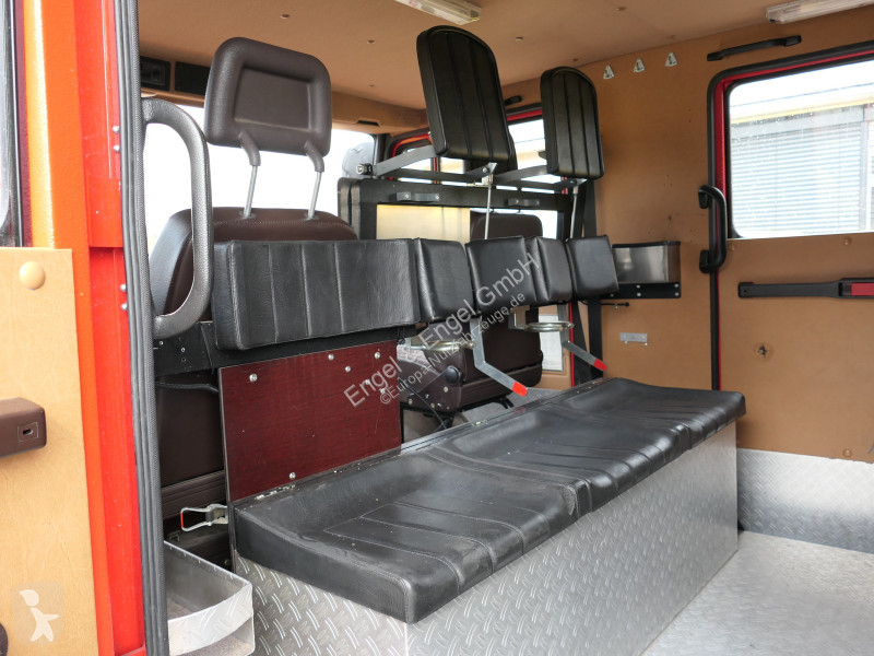 Autoutilitară Mercedes 814 D LF 8/6 DoKa AHK...
