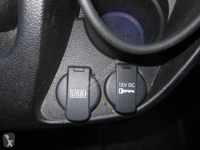 Véhicule utilitaire Citroën 35 L2H2 2.0 Bluehdi...