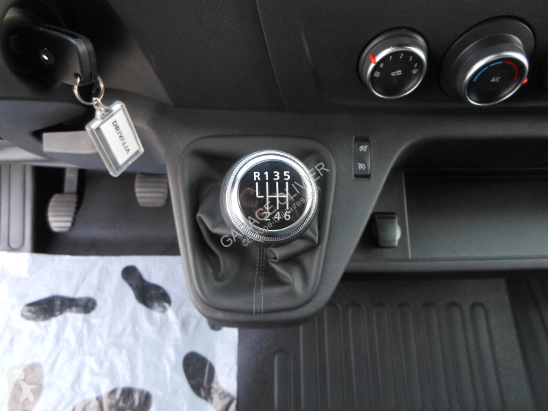 Veicolo commerciale Renault F3500 L3H2 2.3 dci...