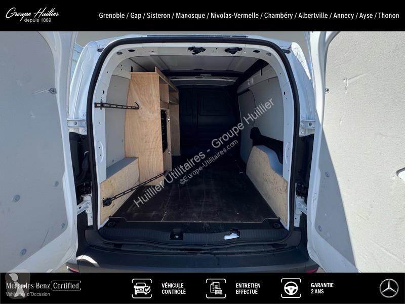 Véhicule utilitaire Mercedes 112 CDI Fourgon...