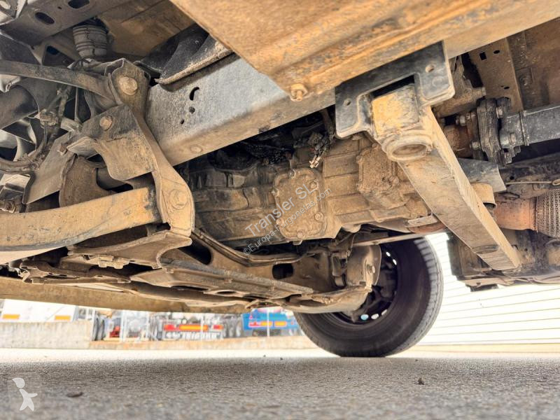 Veicolo commerciale Iveco 35-S-16