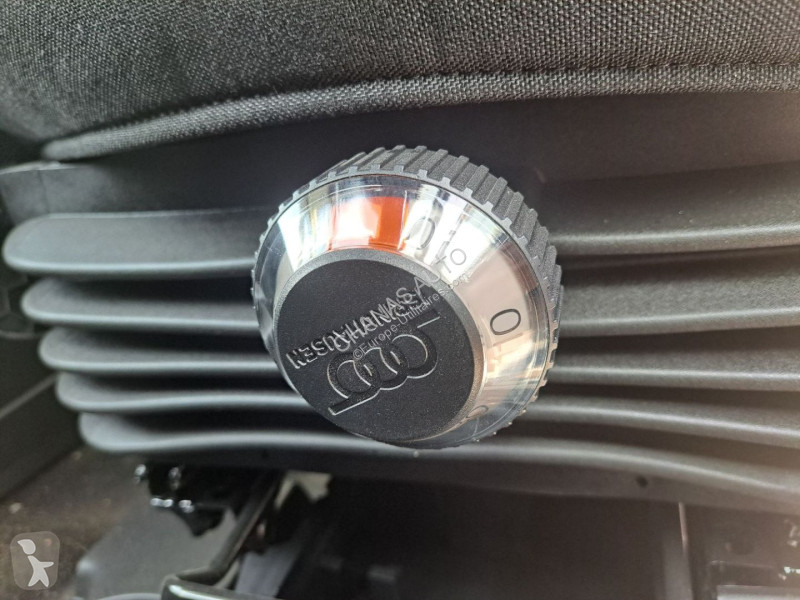 Veículo utilitário Iveco 35C18 180CV 3L...