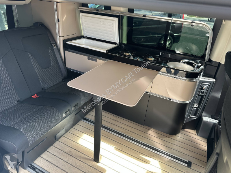 Véhicule utilitaire Mercedes Marco Polo 250d...