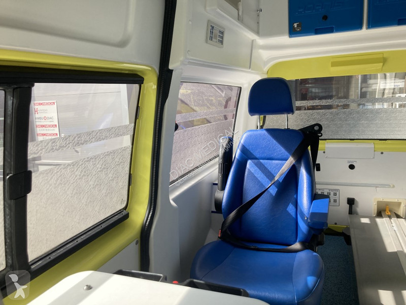 Véhicule utilitaire Volkswagen 2.0 TDI L2H2 Kombi