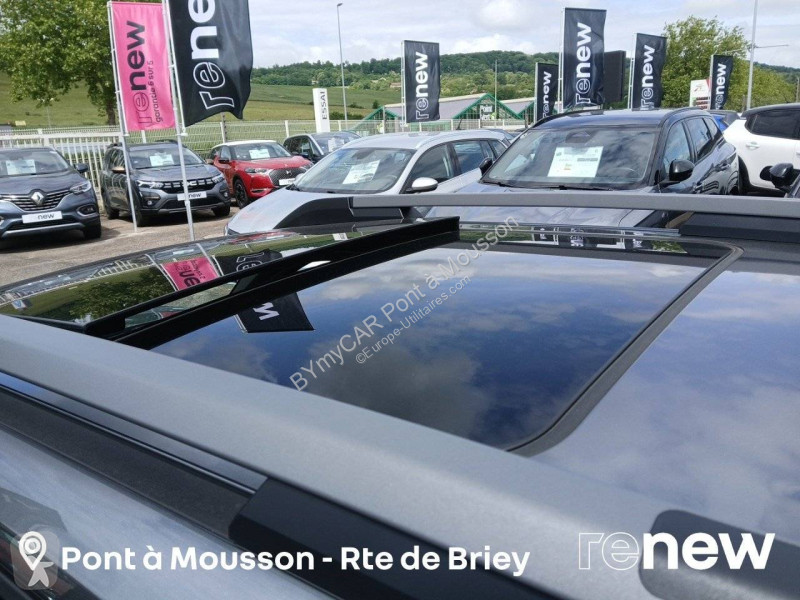 Autoutilitară Dacia Bigster TCe 140