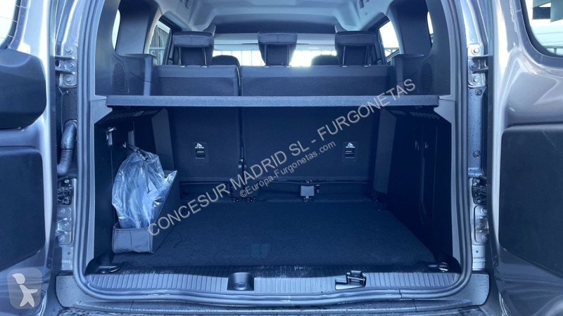 Užitkové vozidlo Mercedes Ecitan Tourer PRO Largo