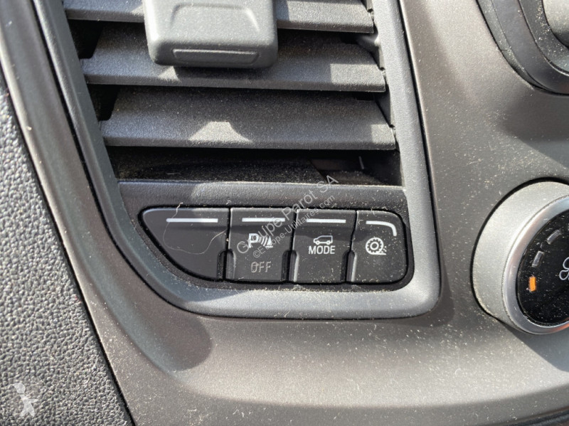 Autoutilitară Ford P350 L2H2 2.0 EcoBlue 130ch...