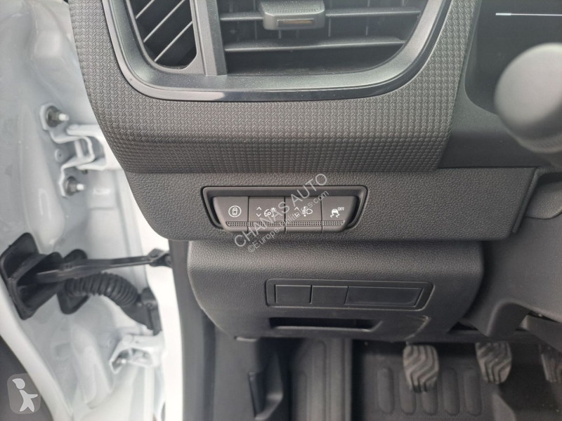 عربة نفعية Renault 1.5 DCI 95 CV GROUPE...