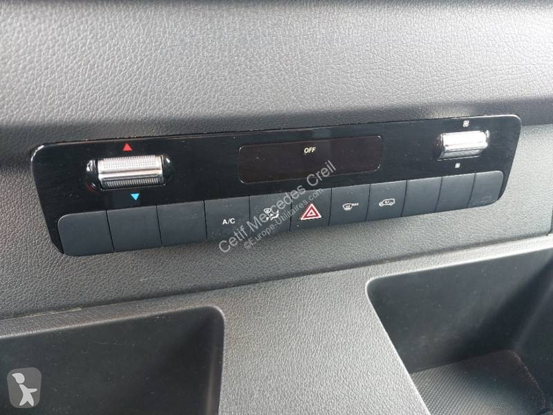 Véhicule utilitaire Mercedes