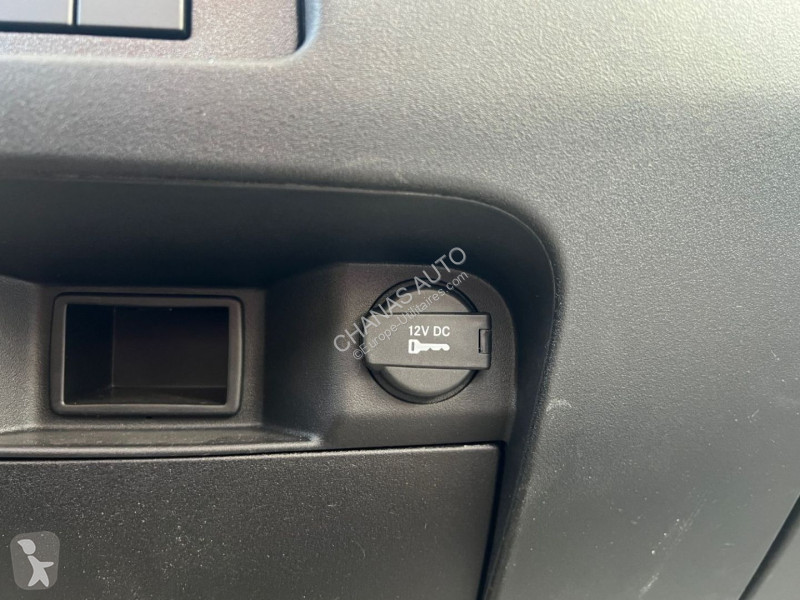 Furgoneta Iveco 35C16 160CV 3L BOB AMPLINER...