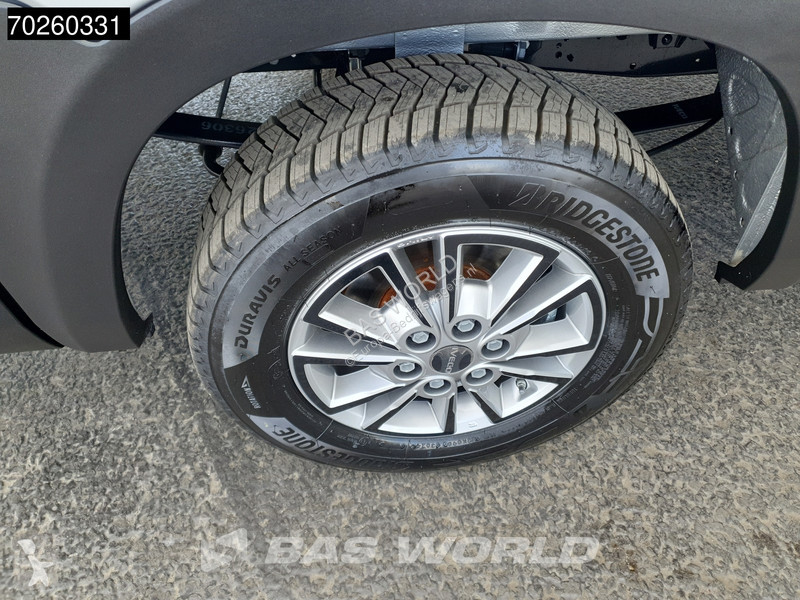 Autoutilitară Iveco 35S21 3.0L Automaat 210PK...
