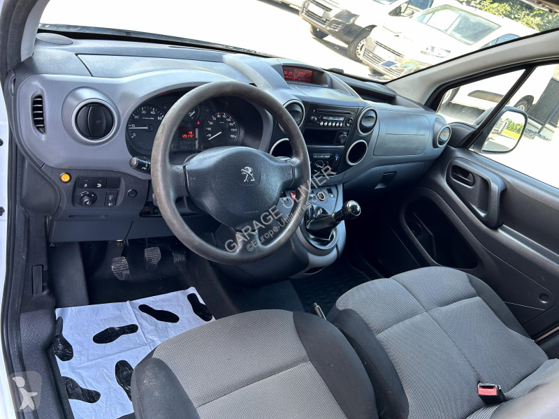 Užitkové vozidlo Peugeot Standard 1.6 Bluehdi...