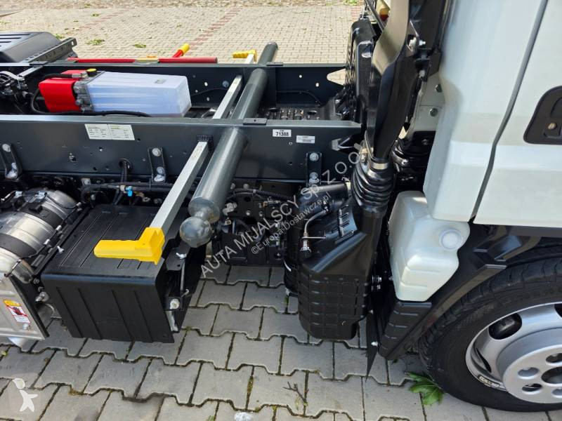 Véhicule utilitaire Mitsubishi Fuso