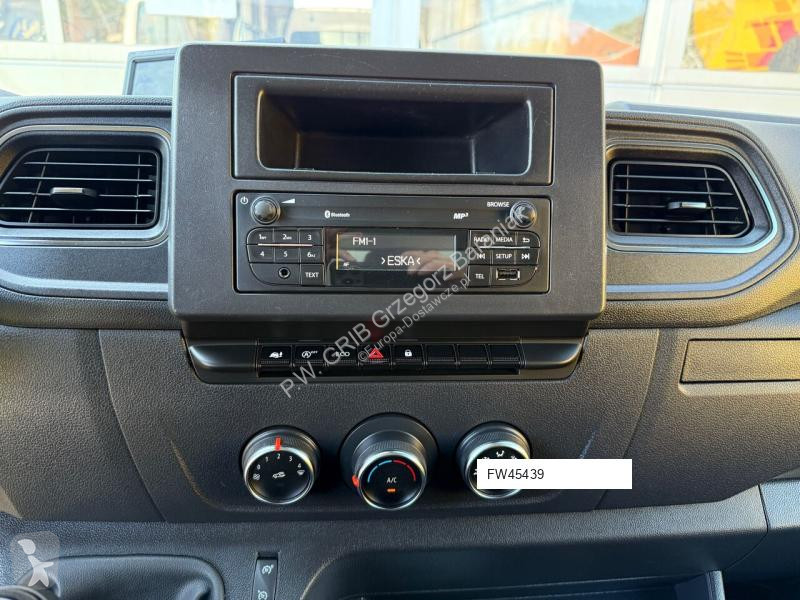 عربة نفعية Renault 145 DCI