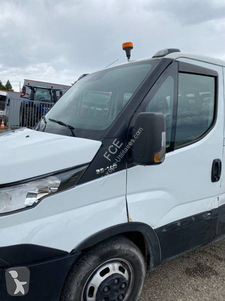 Véhicule utilitaire Iveco